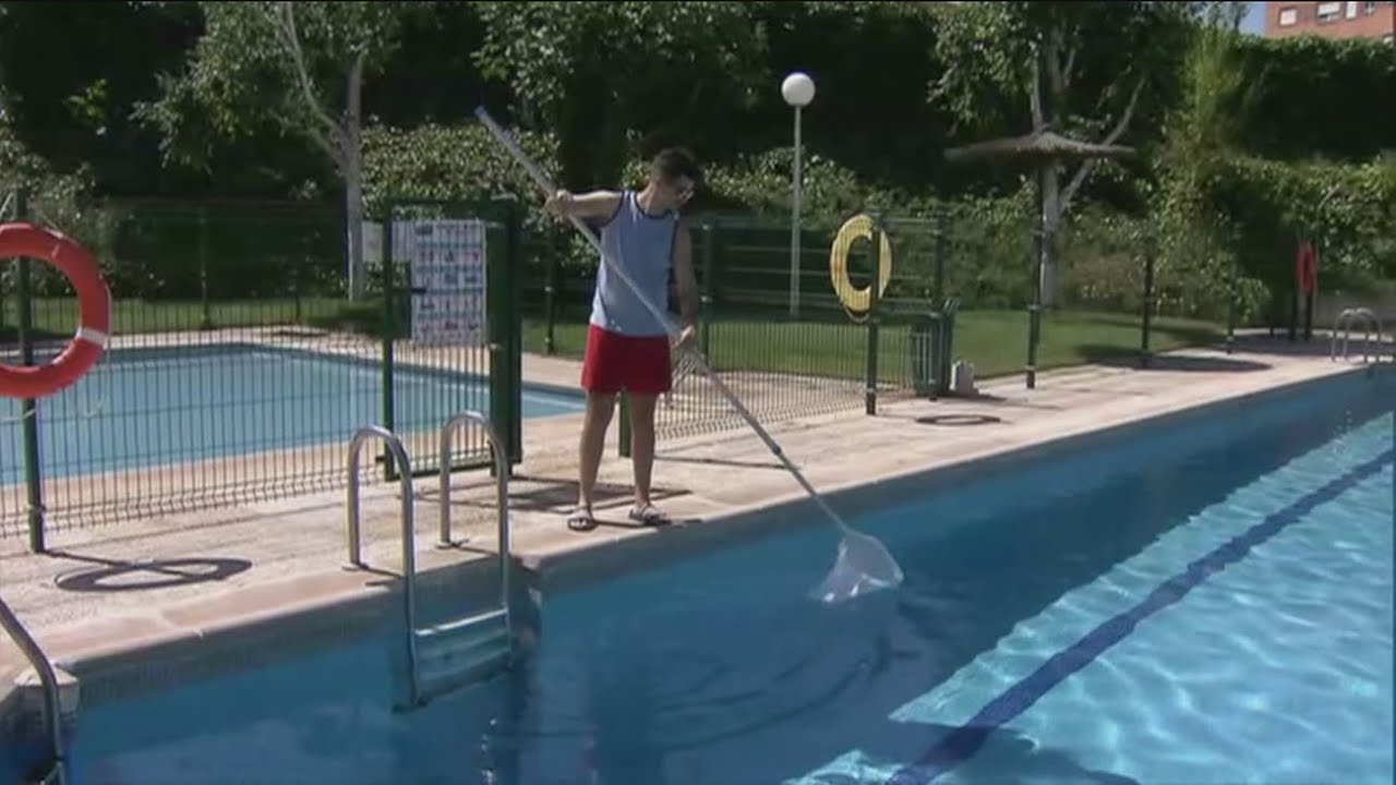Inicio de temporada de piscinas comunitarias en Madrid