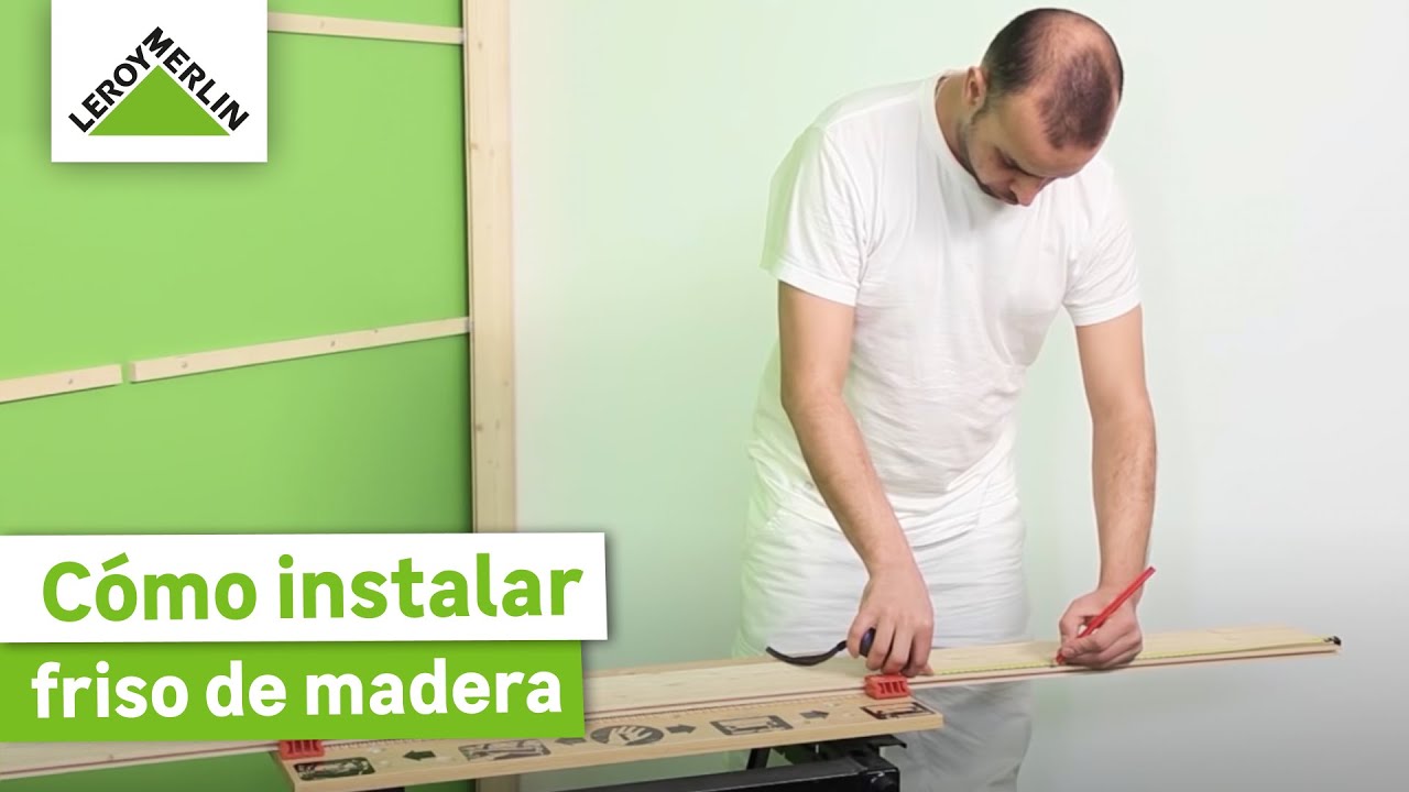 Instalar un friso de madera en una escalera ascendente