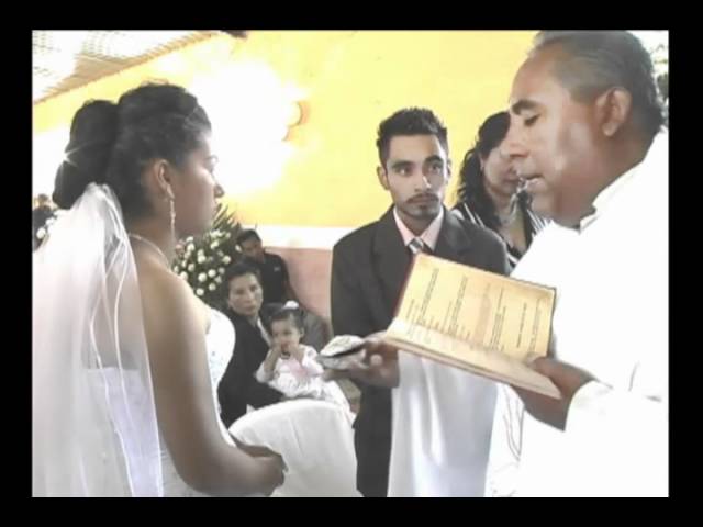 Frases típicas del cura en una ceremonia de boda
